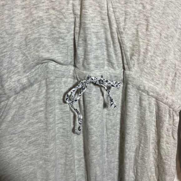 Roller Rabbit Light Gray Long Sleeve Dress - Picture 3 of 8